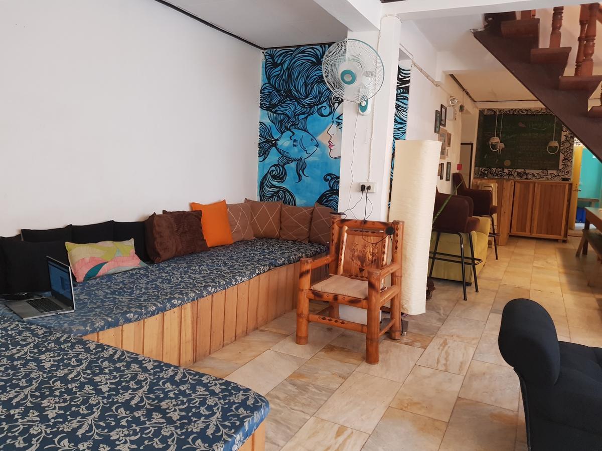 Hostel Go Surfari House Baler Zewnętrze zdjęcie